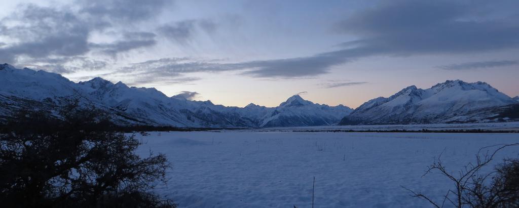 Отель Glentanner Park Centre Aoraki / Mount Cook Экстерьер фото